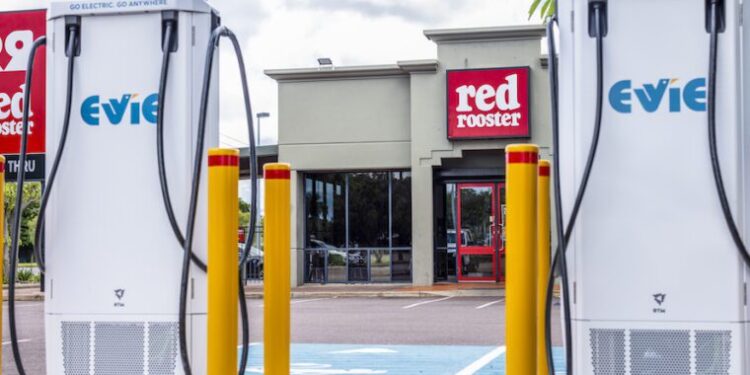 Evie Launches First Electric Vehicle Charging Station in Northern Territory with Chicken and Chips