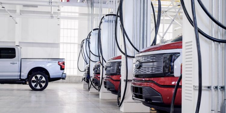 Ford Announces Resolution to F-150 Lightning Battery Issue, Production to Resume in ‘a Few Weeks’ (Updated)