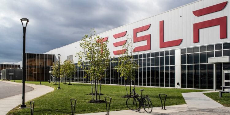 Tesla Employees in Giga New York Seek to Unionize, Citing Unsatisfactory Treatment