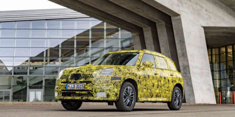 Production of Electric Mini Countryman to Begin in Germany as Internal Combustion Engine Models Decline