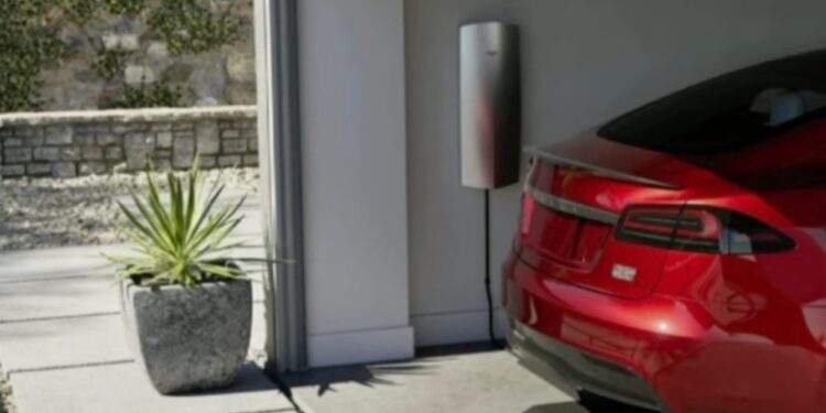 Tesla Unveils New Wireless Home Charging Station