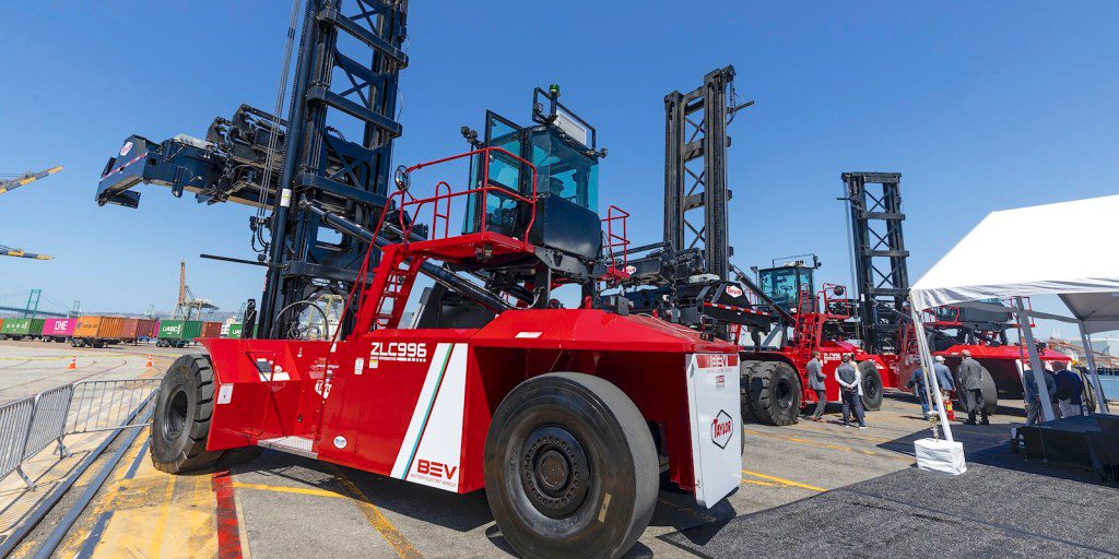 Massive electric forklifts get to work at the Port of Los Angeles