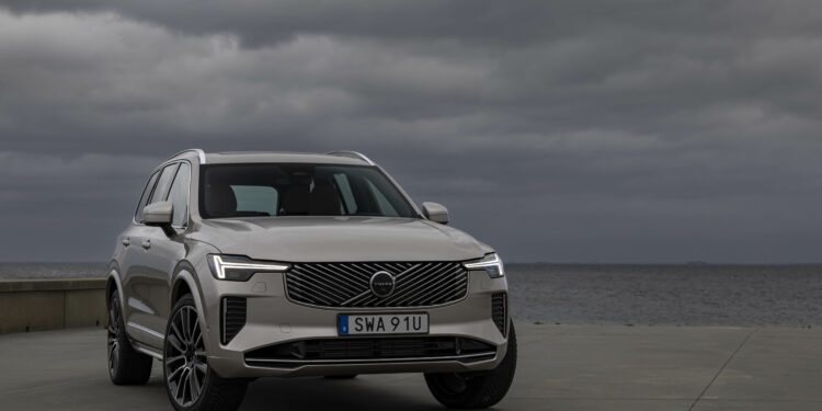 Review: Volvo’s insanely popular XC90 SUV gets a full refresh